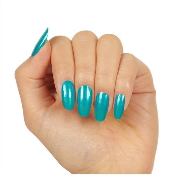 Color Street- Brave and Bold, shimmery teal nail strip set - Picture 8 of 15